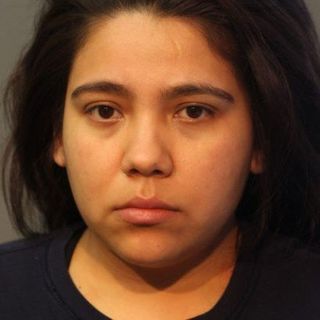 Prosecutors: Chicago woman who works for Aldi shatters window at different grocery store after being told to wear a face mask