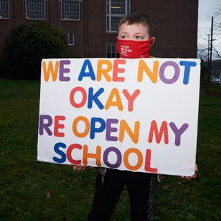 Parent Rally to Reopen Oregon Schools Draws Ire From Teachers