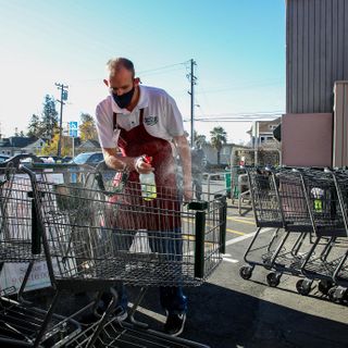 Oakland approved hazard pay for supermarket workers. Will rest of the Bay Area follow?