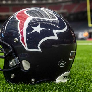 Texans dismiss longtime executive Kevin Krajcovic, other staffers