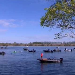 Hundreds protest ban on recreational fishing, shellfishing due to stay home order