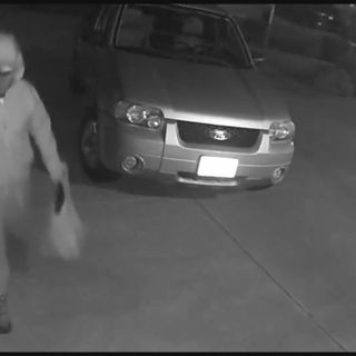 Burglars strike in South Bay, steal jewelry when no one is home