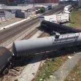 Derailed train blocks intersections in Emeryville