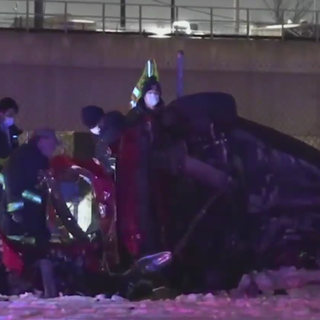 2 killed, 2 critically injured after car plunges off Stevenson Expressway