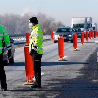 Germany, fearing new coronavirus variants, imposes border checks with Austria and Czech Republic