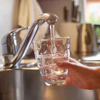 Newark officials to hand out bottled water to residents amid concern over lead levels