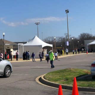 Georgia teachers are traveling to Alabama for vaccines