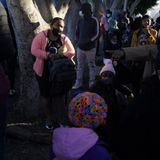 US unwinds Trump policy making asylum-seekers wait in Mexico