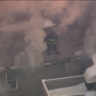 Seven Chicago firefighters injured in massive Bridgeport house fire