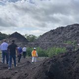 Dallas neighbors gather to celebrate the removal of 'Shingle Mountain'