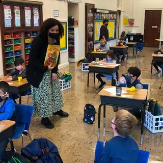 Some Chicago children return to classroom for the first time in almost a year | CNN