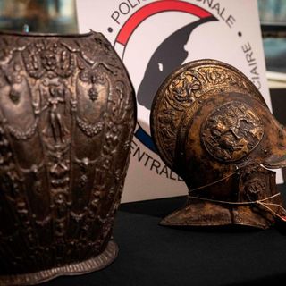 Stolen 16th-century armor returned to Louvre decades after theft