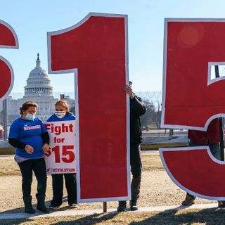 $15 minimum wage loses eight Democratic votes in Senate