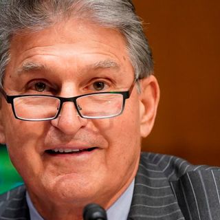 How Democrats miscalculated Manchin and later won him back | CNN Politics