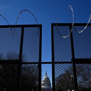 Man charged in Capitol riot is linked to Oath Keepers, seen with Roger Stone on Jan. 6, prosecutors say