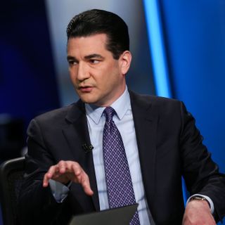 Dr. Scott Gottlieb: U.S. doing better on Covid vaccines so another case spike like Europe unlikely