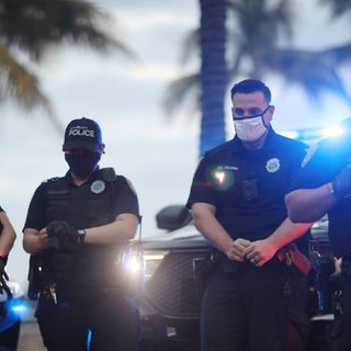 Miami Beach imposes a spring break curfew amid crowding and Covid-19 concerns