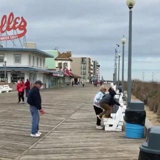 Carney plans to work with Maryland on beach reopening timetable