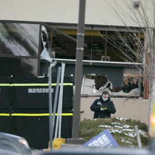 Colorado suspect got assault weapon 6 days before shooting