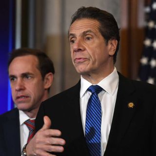 Top health officials told to prioritize COVID testing for Cuomo's relatives