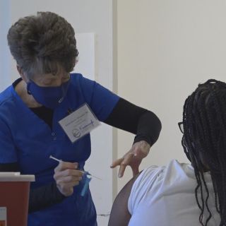 Mass vaccine clinics in central Arkansas aimed at vaccinating minorities