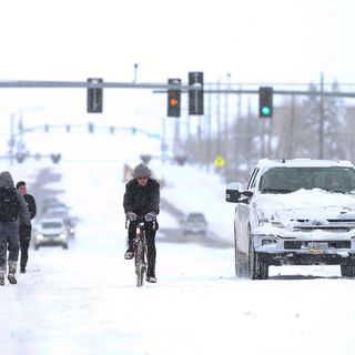 Winter storm halts vaccine shipments to Wyoming