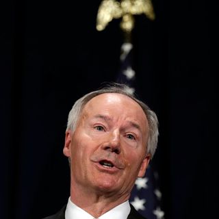 Arkansas gov. signs law letting doctors refuse to treat on basis of morality, religion