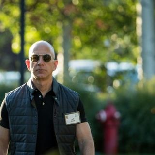 Report: Amazon Started a Social Media War with Bernie Sanders and Elizabeth Warren Because Jeff Bezos Got Mad