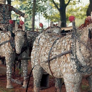 'Bitten With The Concrete Bug': Sculpture Gardens Showcase Wisconsin's Outsider Artists