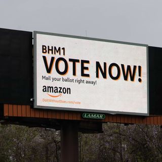 Amazon's aggressive PR campaign ahead of union vote shows how worried it is, labor and antitrust experts say