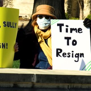 Protesters call for Kansas Senate Majority Leader to resign. Here’s where the Senate stands