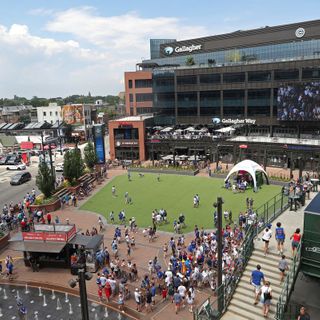 Wrigley Field campus, Chicago State University to host COVID-19 mass vaccination sites