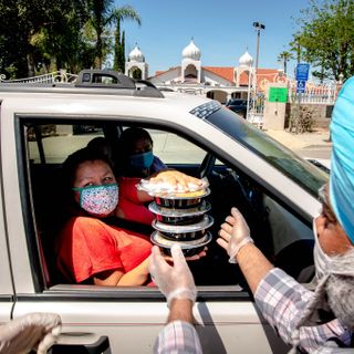 Southern California Sikhs &#8216;a godsend&#8217; for those in need during the coronavirus pandemic