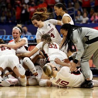 Stanford survives against Arizona, wins first national championship since 1992 | CNN