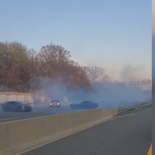 Group of drivers does donuts on Beltway, stops traffic