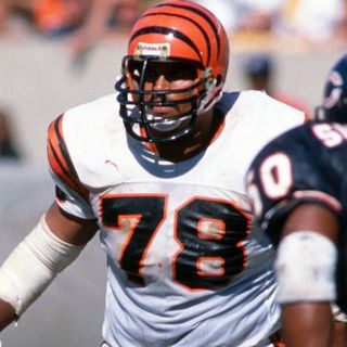 Anthony Muñoz, Paul Brown are first members of Bengals Ring of Honor - ProFootballTalk