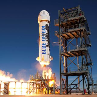 Blue Origin's 15th New Shepard test flight serves as an astronaut rehearsal | Engadget