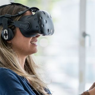 Virtual reality that teaches inhibitory control may be helpful in treating binge eating disorder