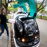 Domino's is launching a pizza delivery robot car | CNN Business