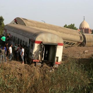 At least 11 killed, 98 injured in Egypt as train derails | CNN