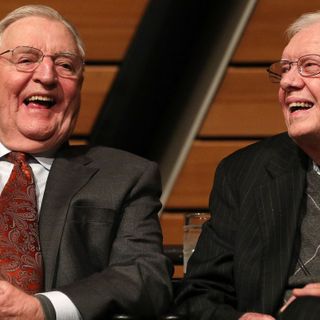 Former Vice President Walter Mondale dies at 93