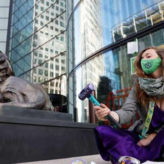 Climate activists shatter 19 windows at HSBC HQ in London’s Canary Wharf