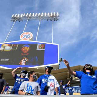 Dodgers offering seats in ‘fully vaccinated fan section’ for Saturday’s game against Padres