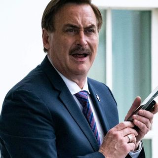 Mike Lindell slammed Fox News for not reporting his lawsuit against Dominion during another rant about the media