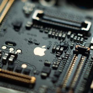 Apple's Quiet War on Independent Repairmen - The American Conservative