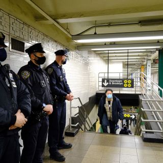 NYPD transit chief accuses MTA of stoking fear over subway crime