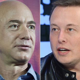 Bezos' Blue Origin protests NASA awarding astronaut lunar lander contract to Musk's SpaceX