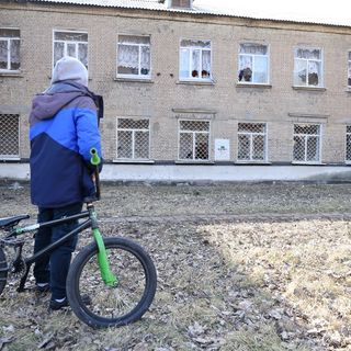 Ukrainian parents take heartbreaking measures to protect their children