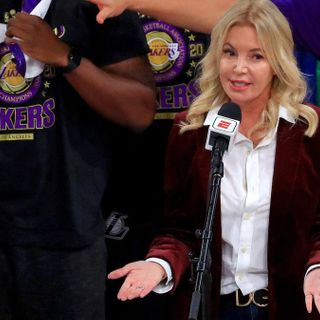 With the way this coaching search is going, Lakers’ Jeanie Buss should really watch some episodes of Winning Time