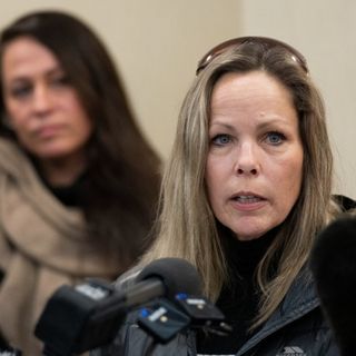 Ottawa convoy organizer Tamara Lich arrested in Alberta for alleged breach of bail conditions